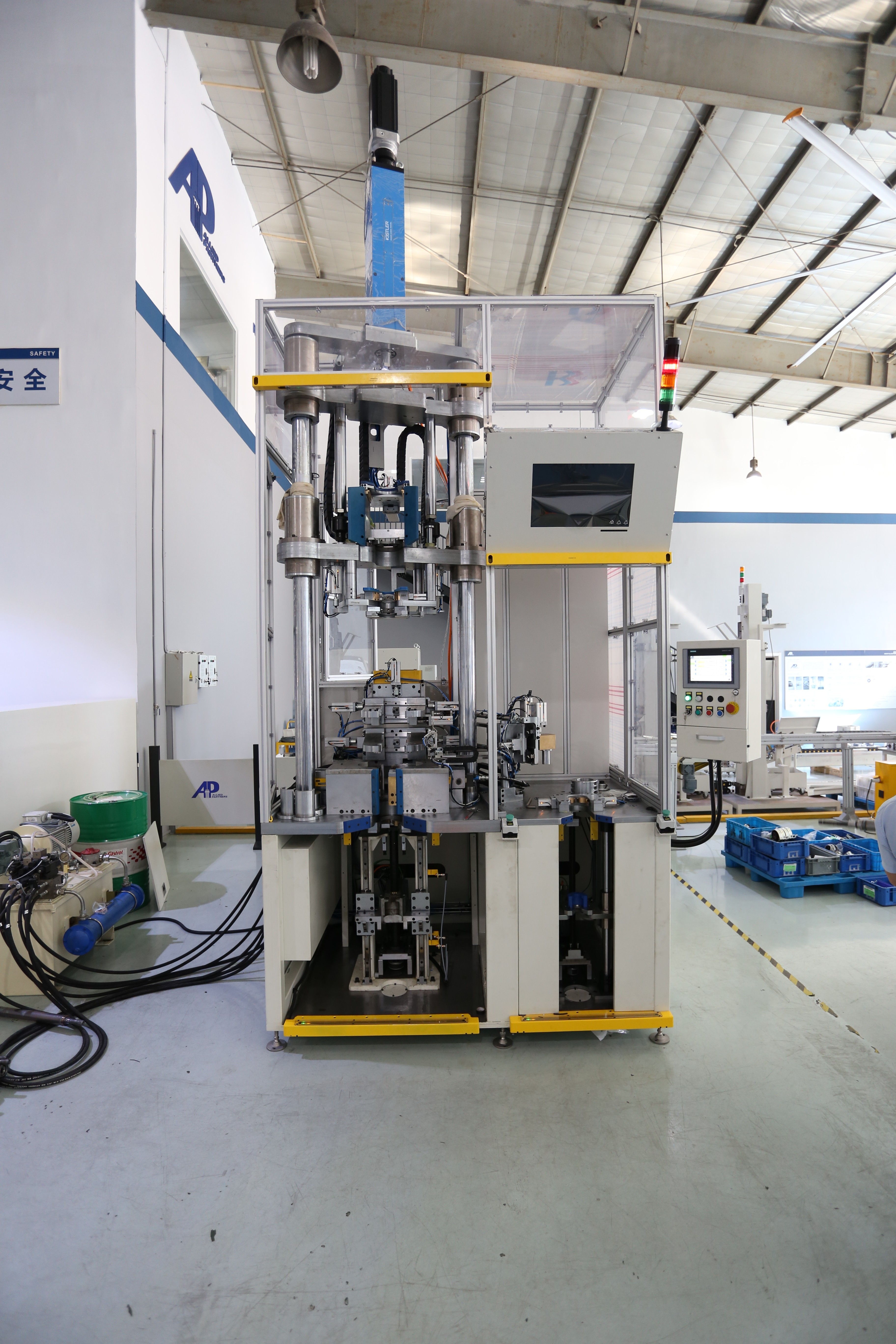 傳動軸總成連接通(tōng)用(yòng)裝配壓機(jī)